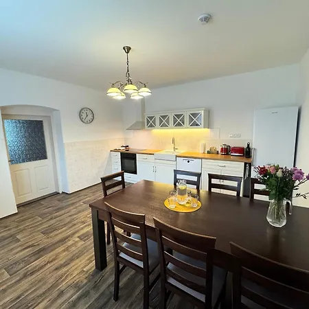 Semesterbostad Vapenna *