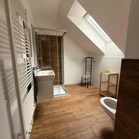 Vapenna Semesterbostad Jeseník